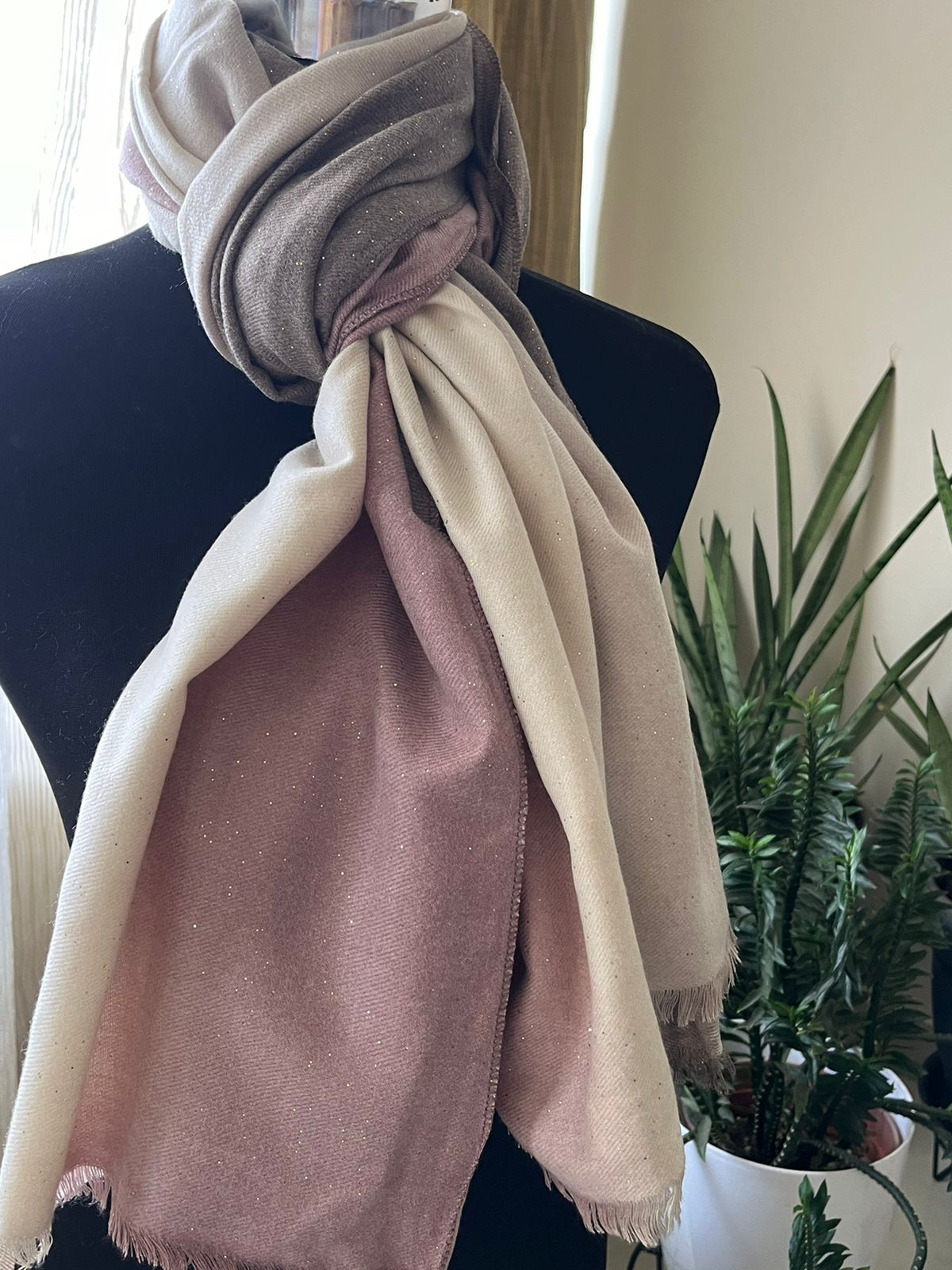 Soft and comfortable woollen shaded stole with shimmer