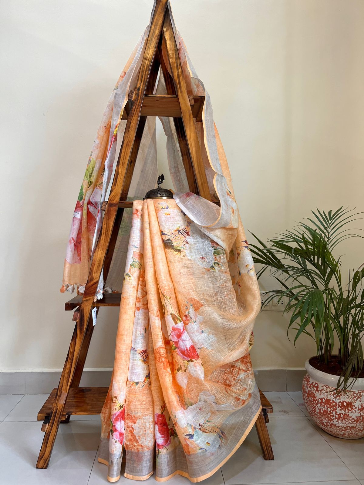 Pure linen woven sarees - Peach