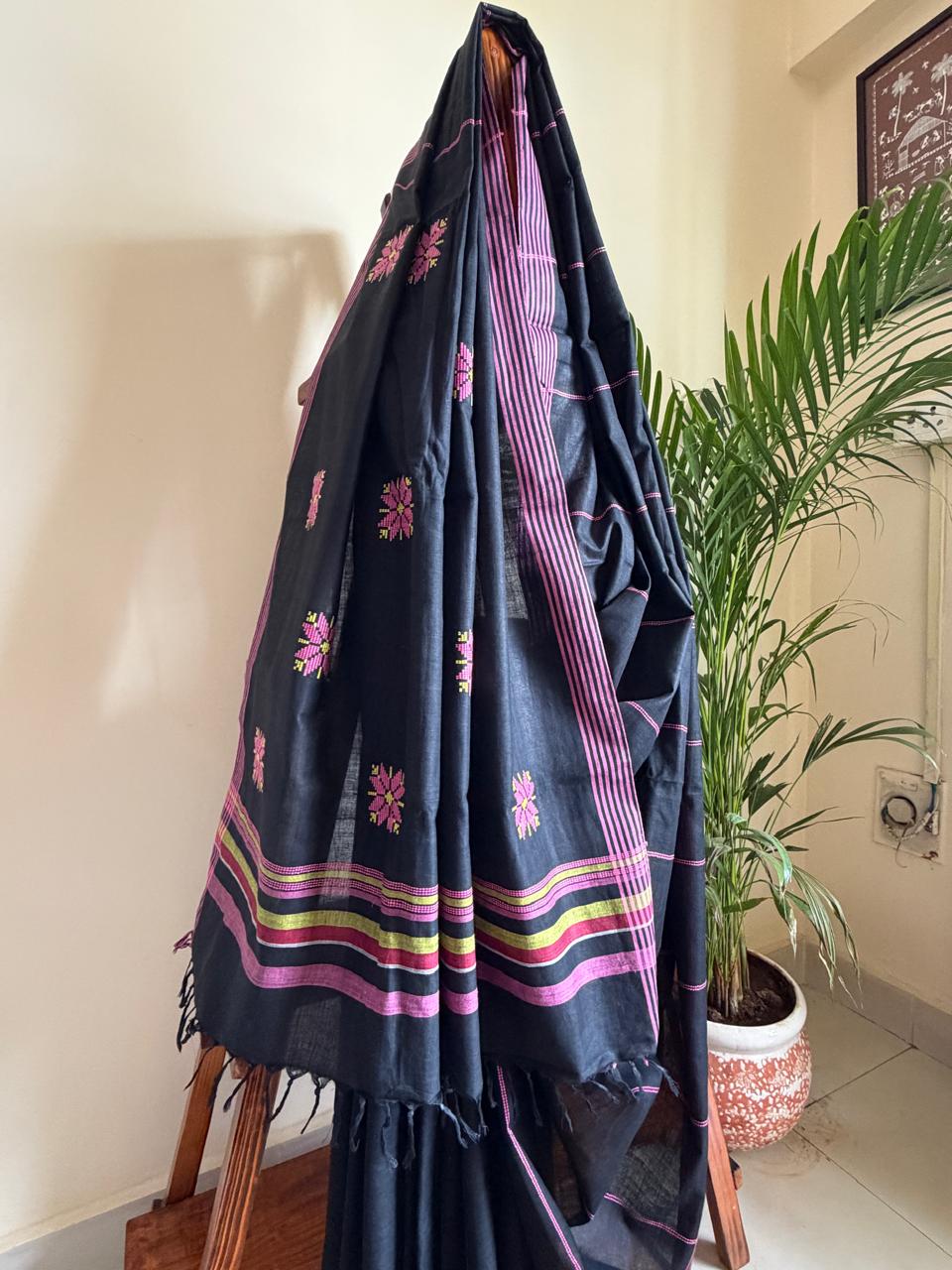 100 Pure Cotton Handloom Saree with woven buttis - Black