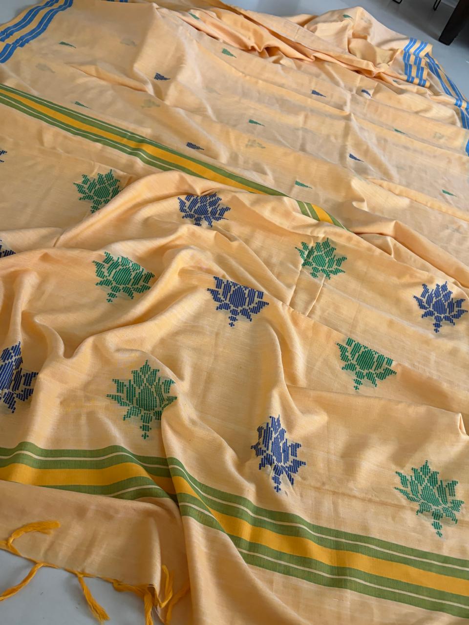 100 Pure Cotton Handloom Saree with woven buttis - Peachish Beige