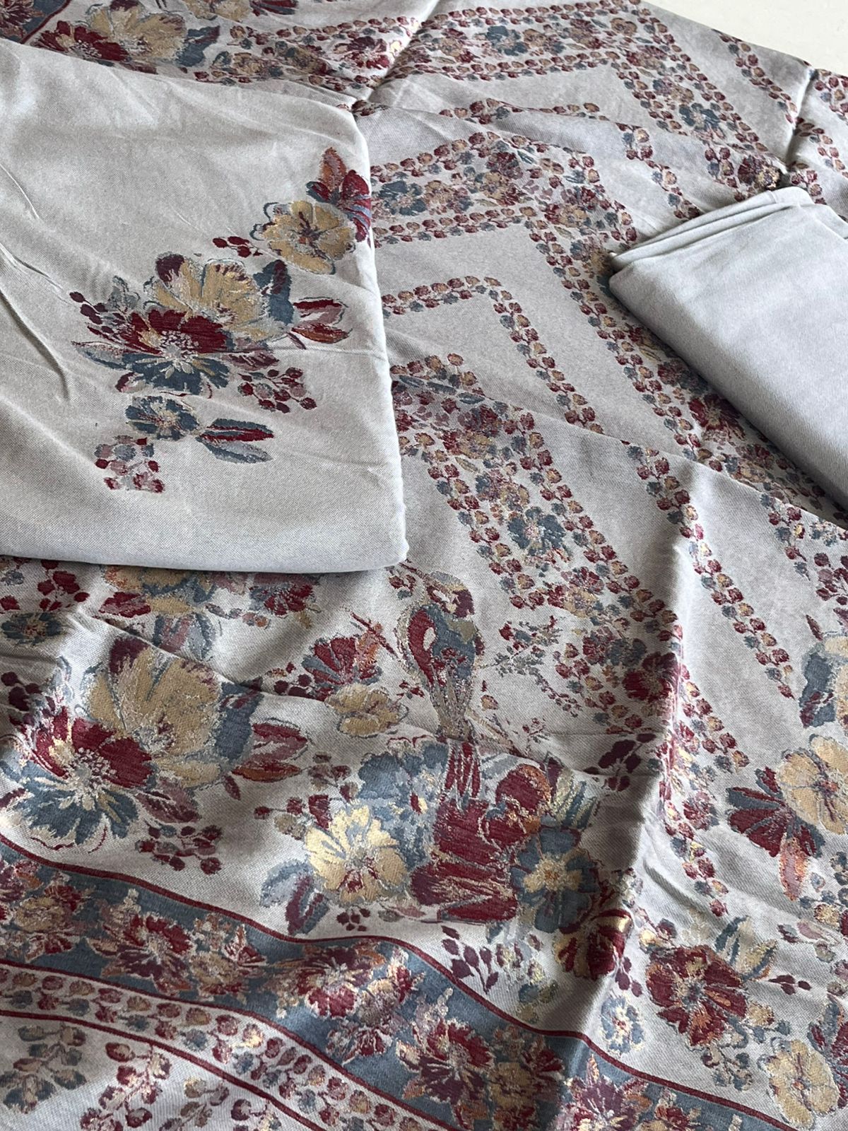 100 Pure Wool Kani Weave Suit with Zari Buttis - Ash