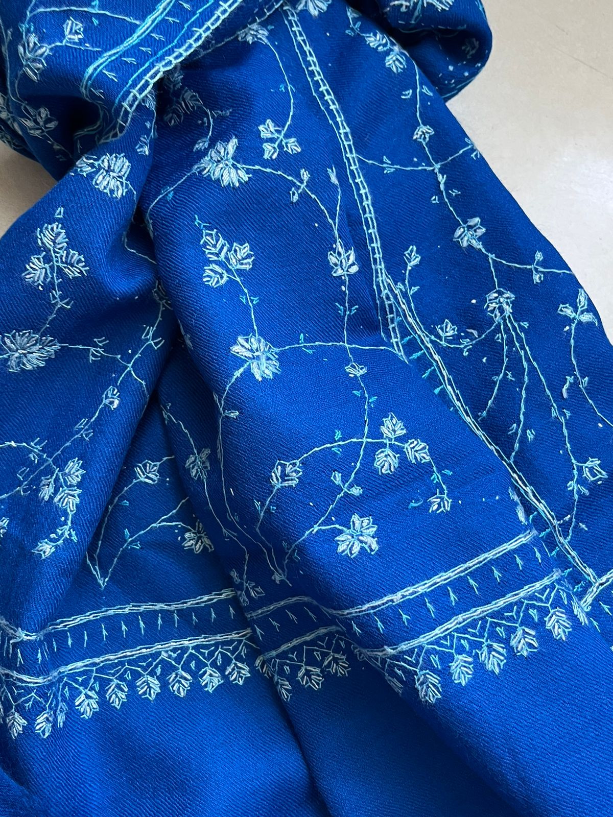 Beautiful Sozni Embroidered Handcrafted Woollen Stoles