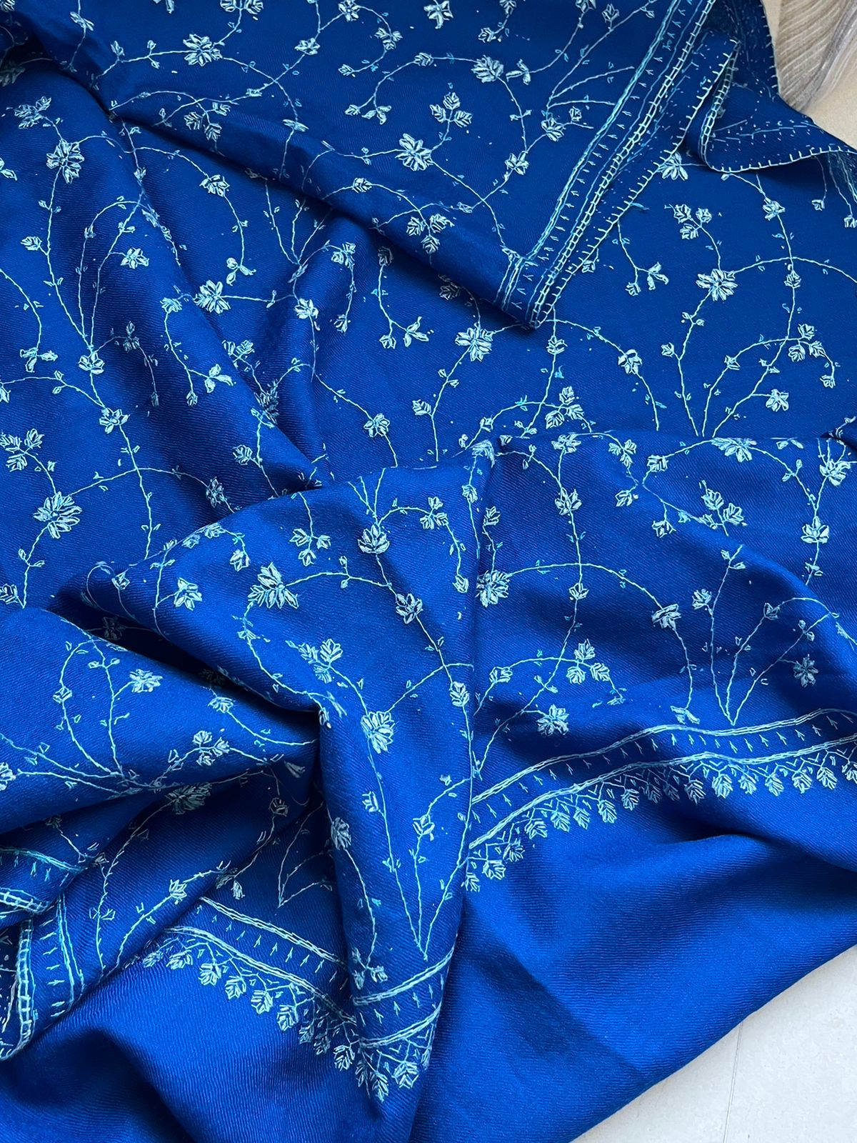 Beautiful Sozni Embroidered Handcrafted Woollen Stoles