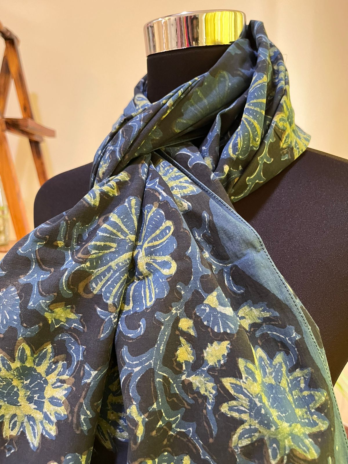 Pure Mul Cotton Hand block Printed Stole with Tassels