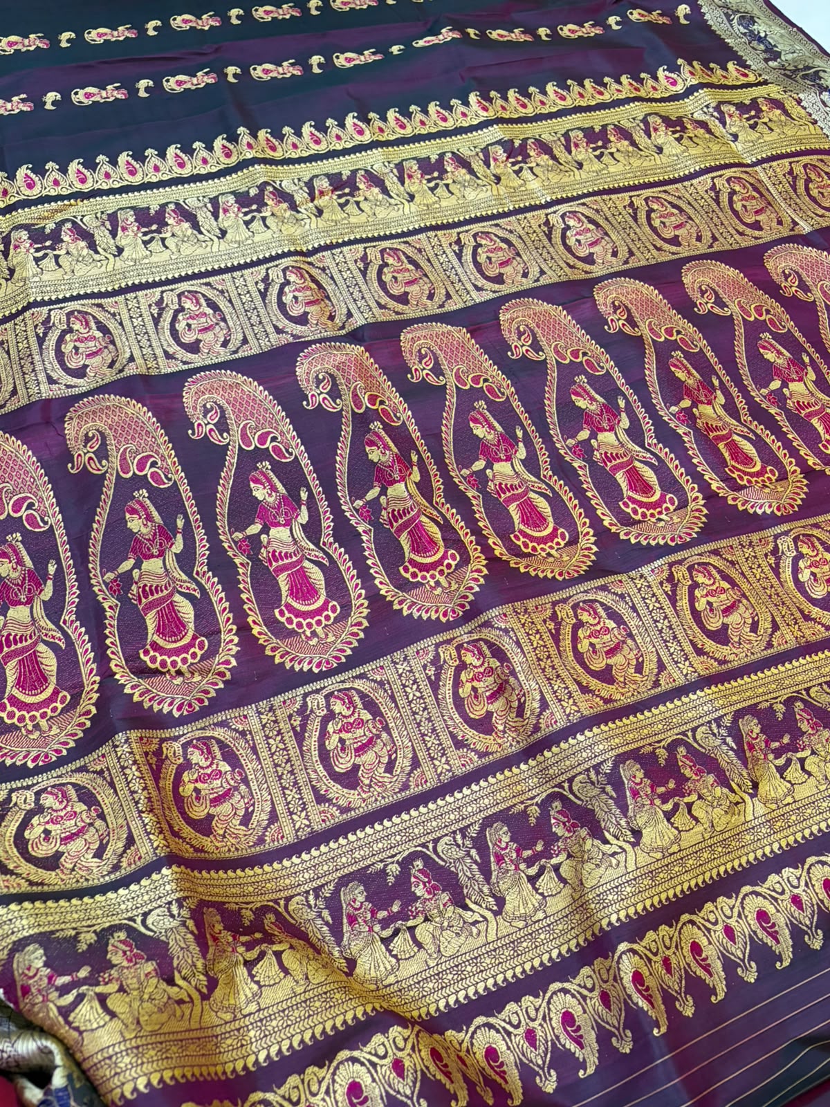 Exquisite Handwoven Pure Silk Baluchari saree - Wine