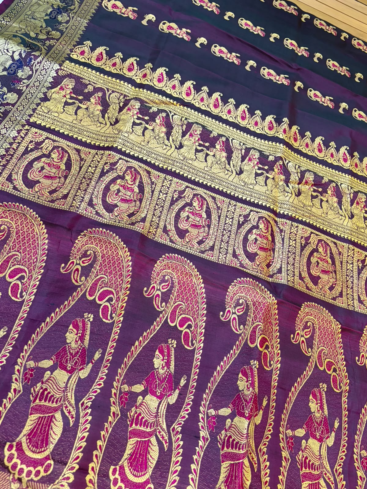 Exquisite Handwoven Pure Silk Baluchari saree - Wine