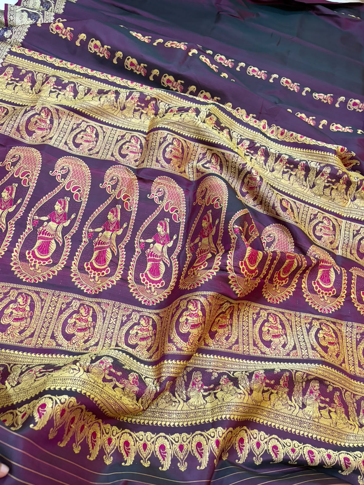 Exquisite Handwoven Pure Silk Baluchari saree - Wine