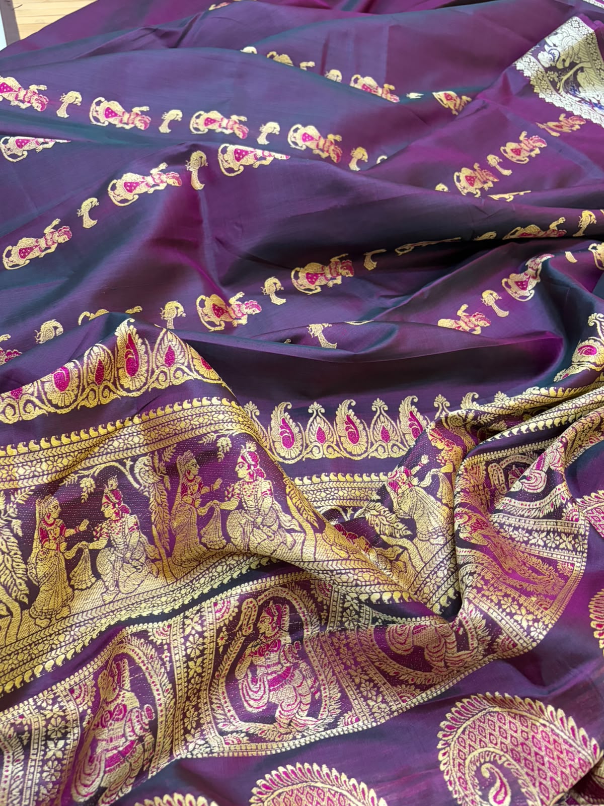 Exquisite Handwoven Pure Silk Baluchari saree - Wine