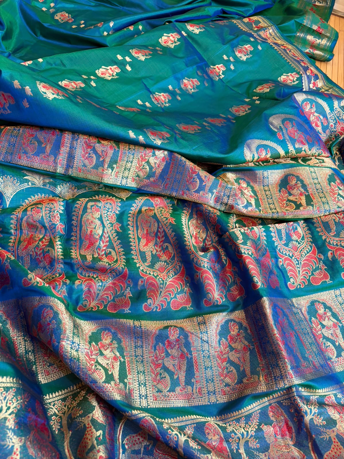 Exquisite Handwoven Pure Silk Swarnachari saree - Jade Green