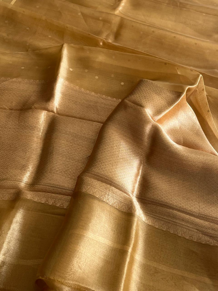 Image of Banarasi Pure Golden Tissue Saree with Handwoven Kadwa Butti