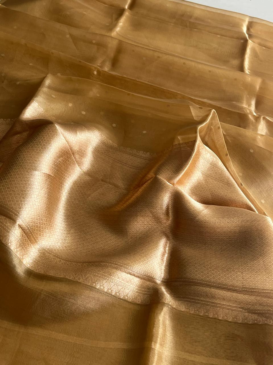 Banarasi Pure Golden Tissue Saree with Handwoven Kadwa Butti