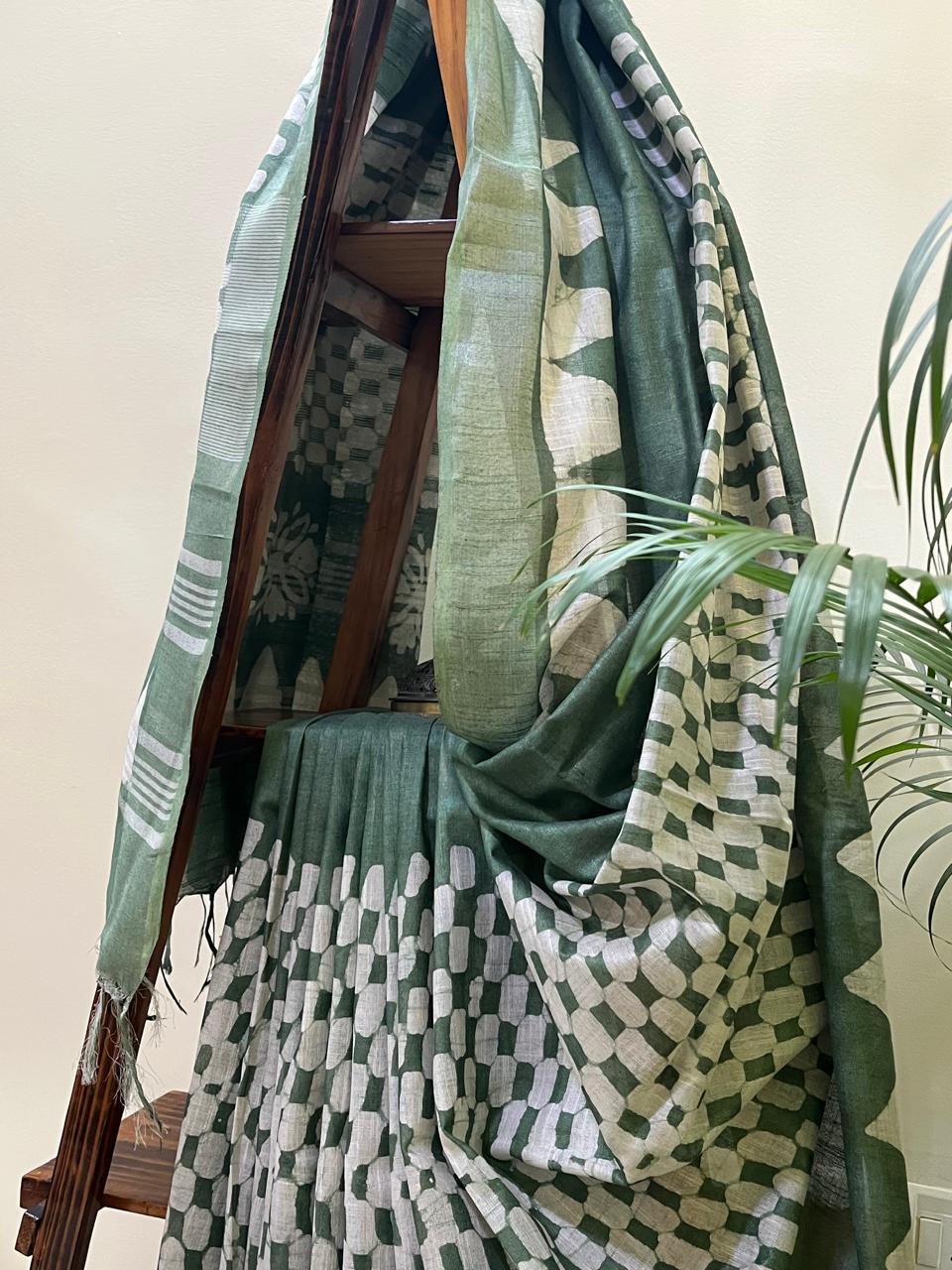 Pure Cotton Wax Batik Saree with zari border - Green
