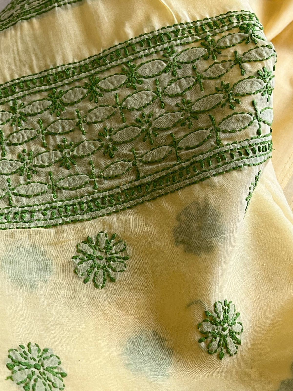 Beautiful cotton Kurta with hand chikankari embroidery