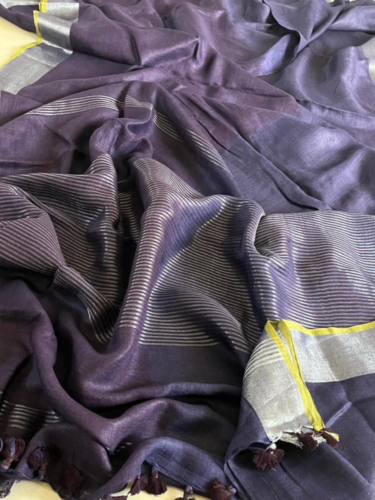 Image of Beautiful handloom Linen shaded saree - Purple