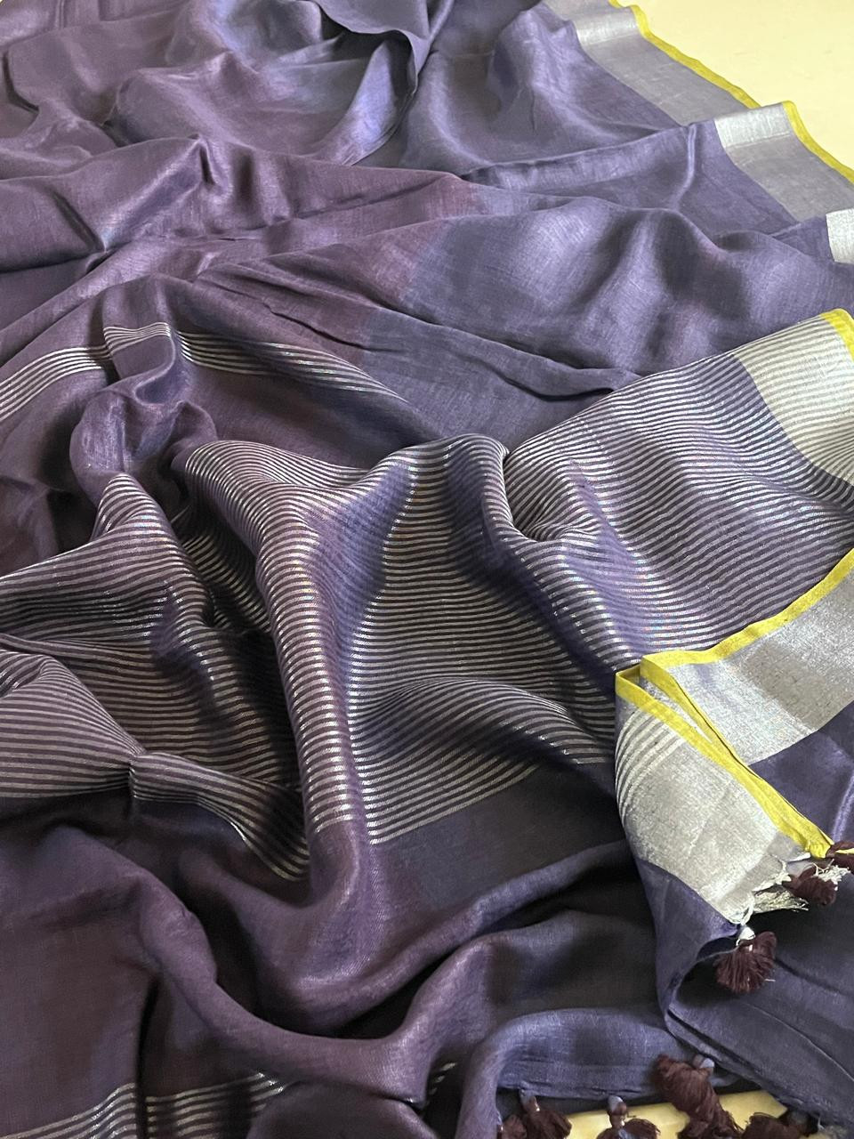 Beautiful handloom Linen shaded saree - Purple