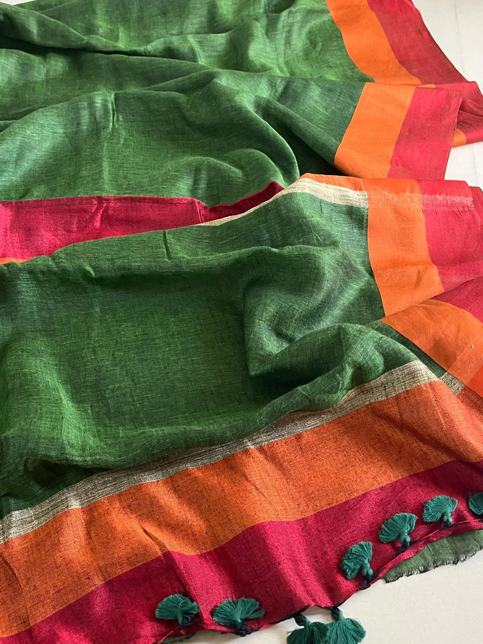 Beautiful handloom Linen Saree with Cotton Border - Bottle Green