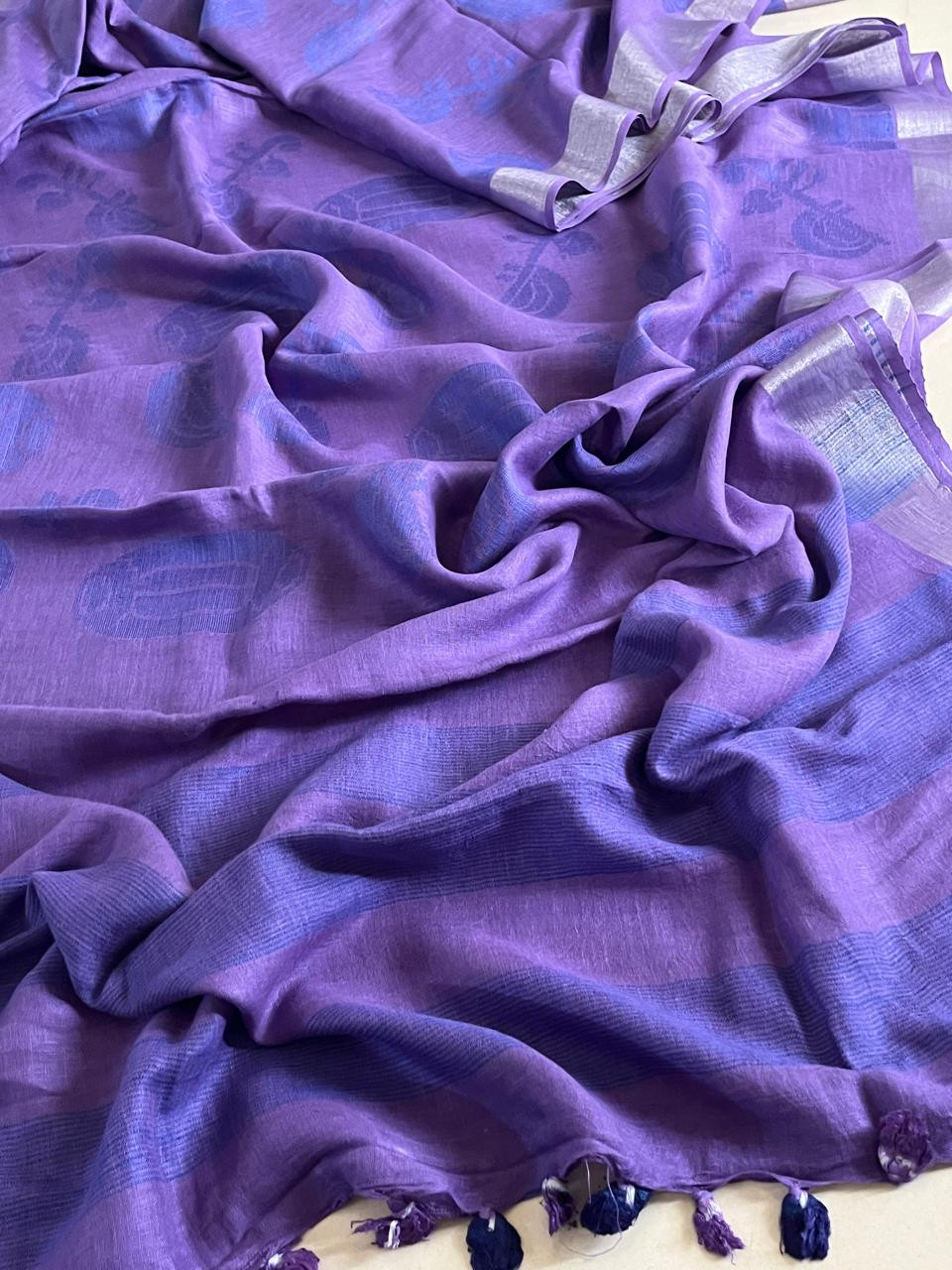 Beautiful handwoven Linen Saree with musical instruments - Purple