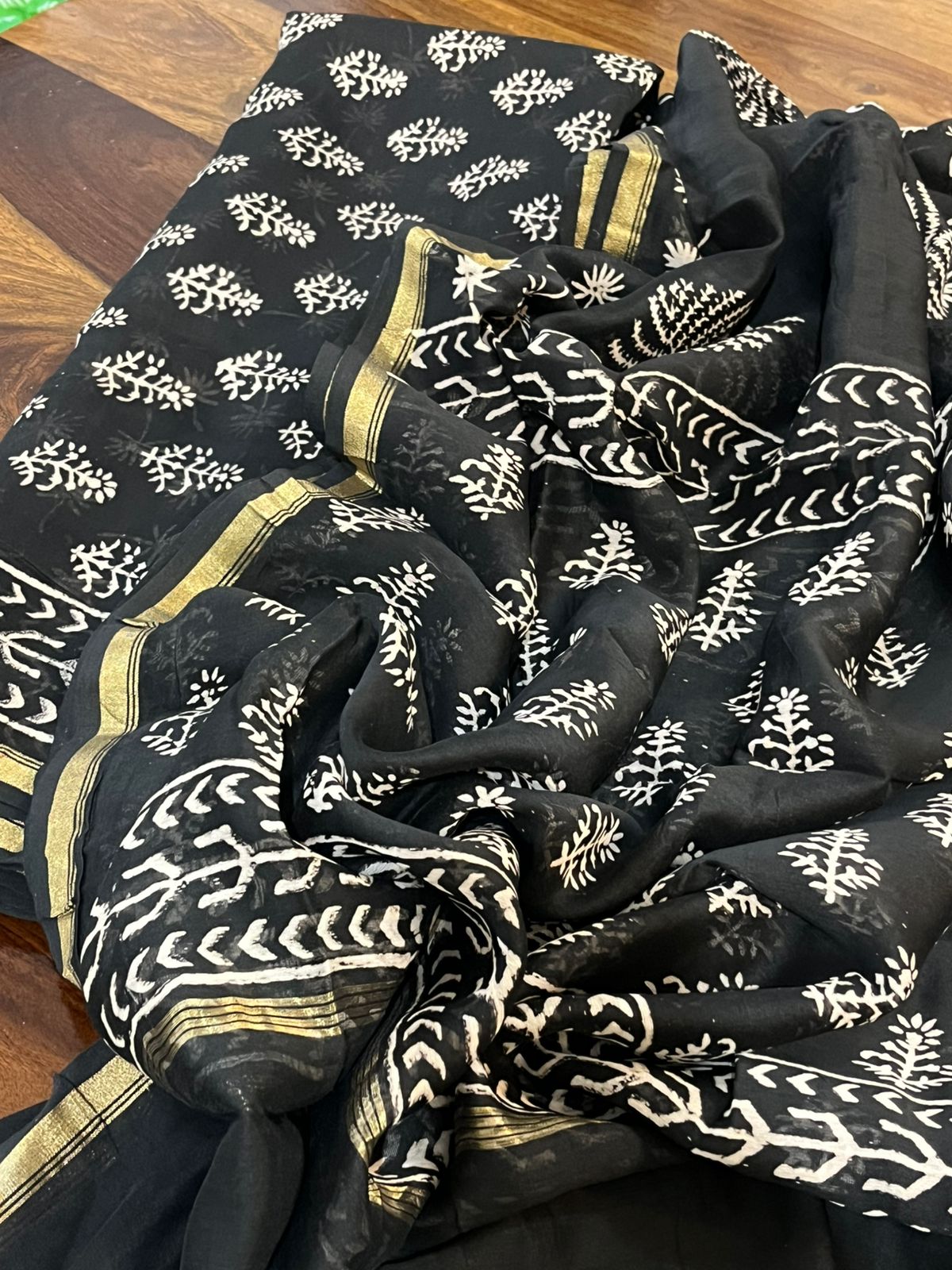 Chanderi 3 piece Dabu Handblock Print Suit - Black