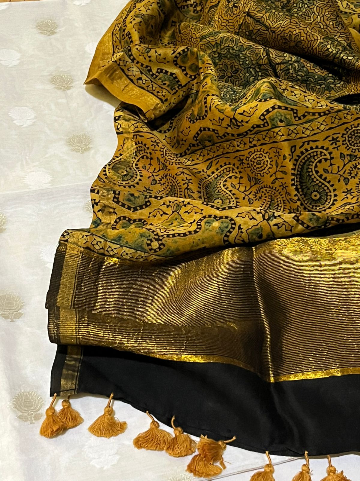 Chanderi Handwoven Banarasi Kurta With Buttis With Chanderi Handblock Ajrakh Dupatta- Off White With Yellow