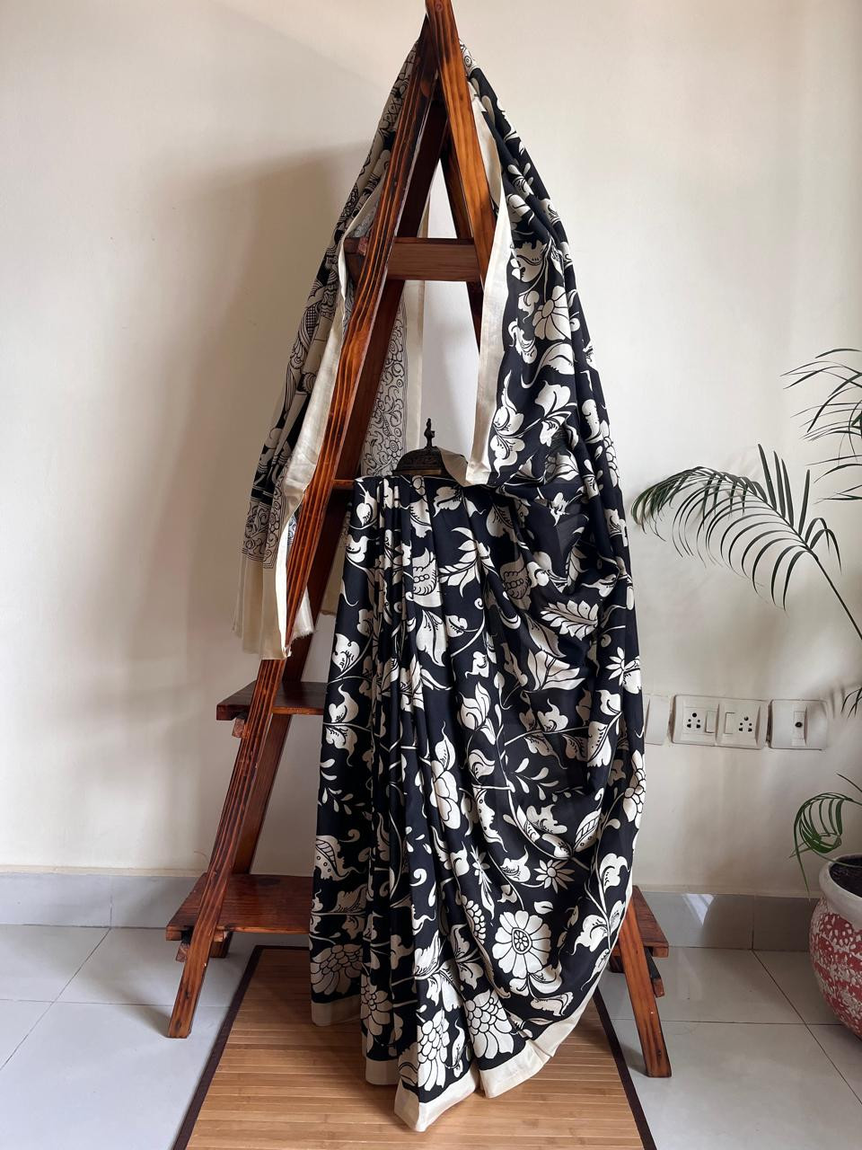 Chenoori Silk Hand Painted Kalamkari Saree - Rath Design