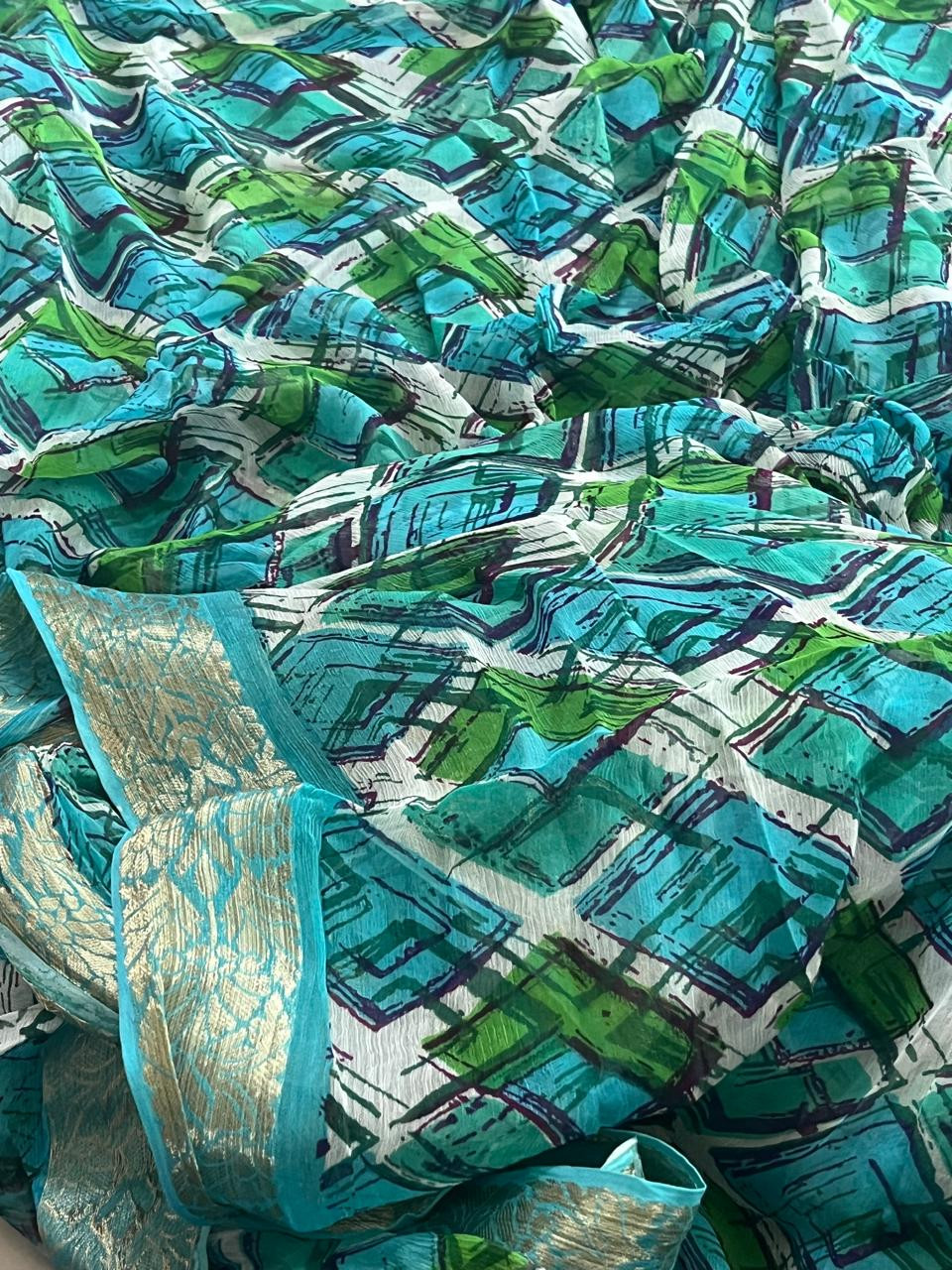 Chiffon Digital Geometric Print Saree - Blue