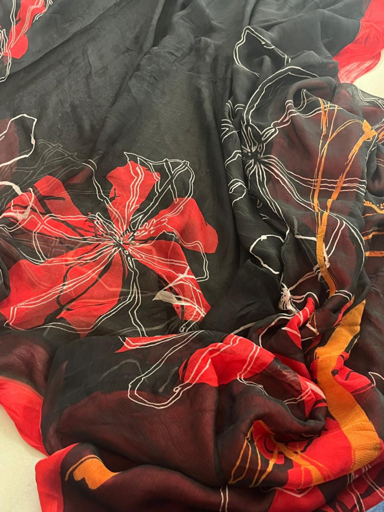 Image of Chiffon Digital Print Saree With Satin Border - Black with Red