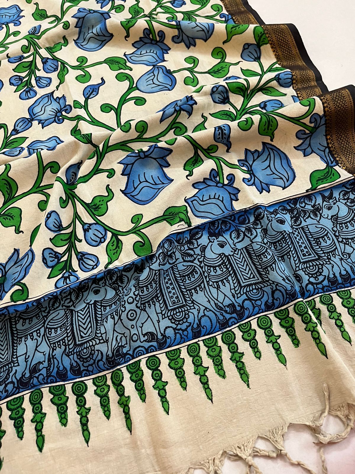 Pure Mangalgiri Cotton Kalamkari Handpainted Dupatta- Beige With Blue