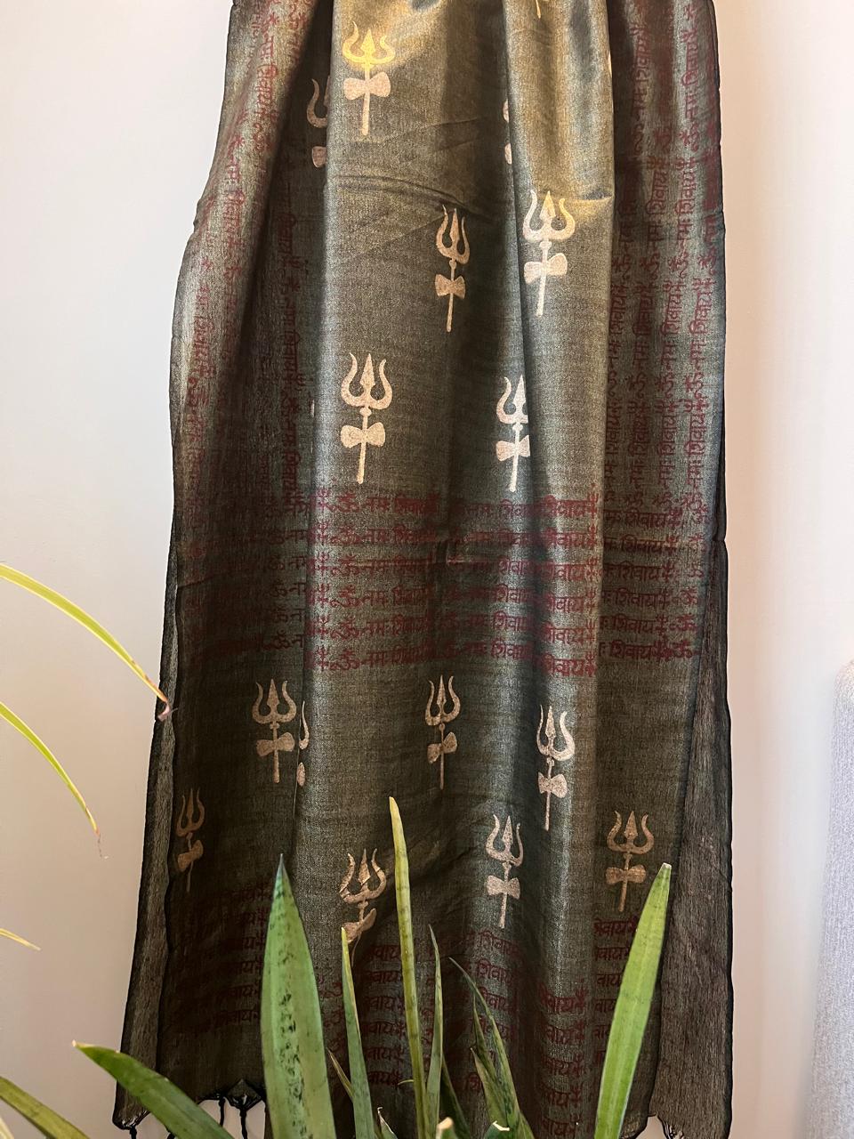 Beautiful Handblock Printed Dupatta - Gayatri Mantra and Om print - Charcoal Black