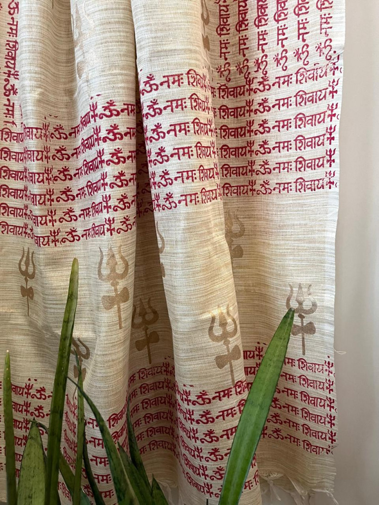 Image of Beautiful Handblock Printed Dupatta - Om Namah Shivay print - Beige with Red