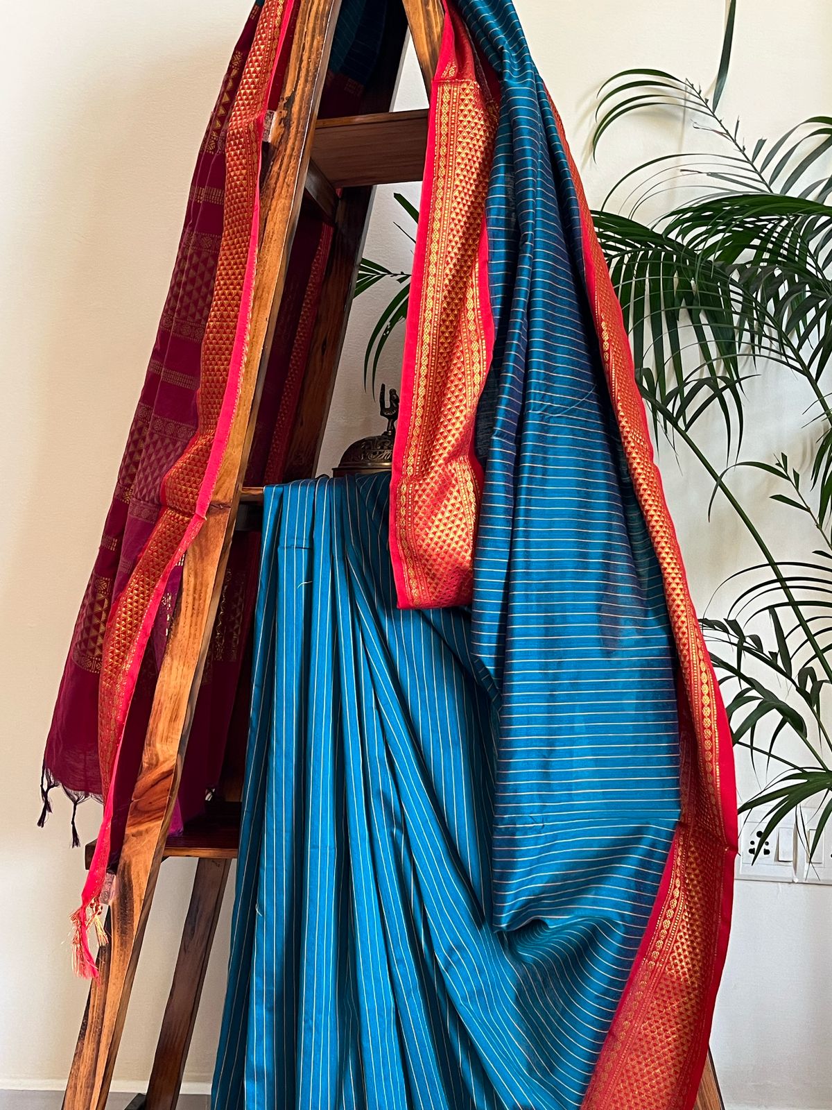Cotton Silk Handloom Sarees with Resham Weave - Azure Blue