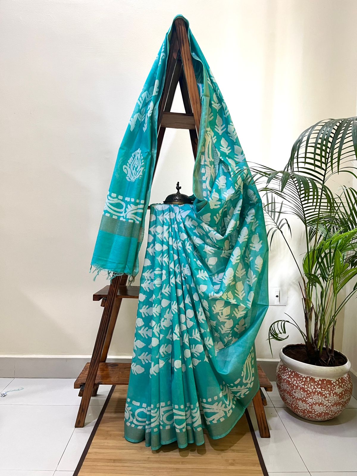 Pure Cotton Wax Batik Saree with zari border - Teal