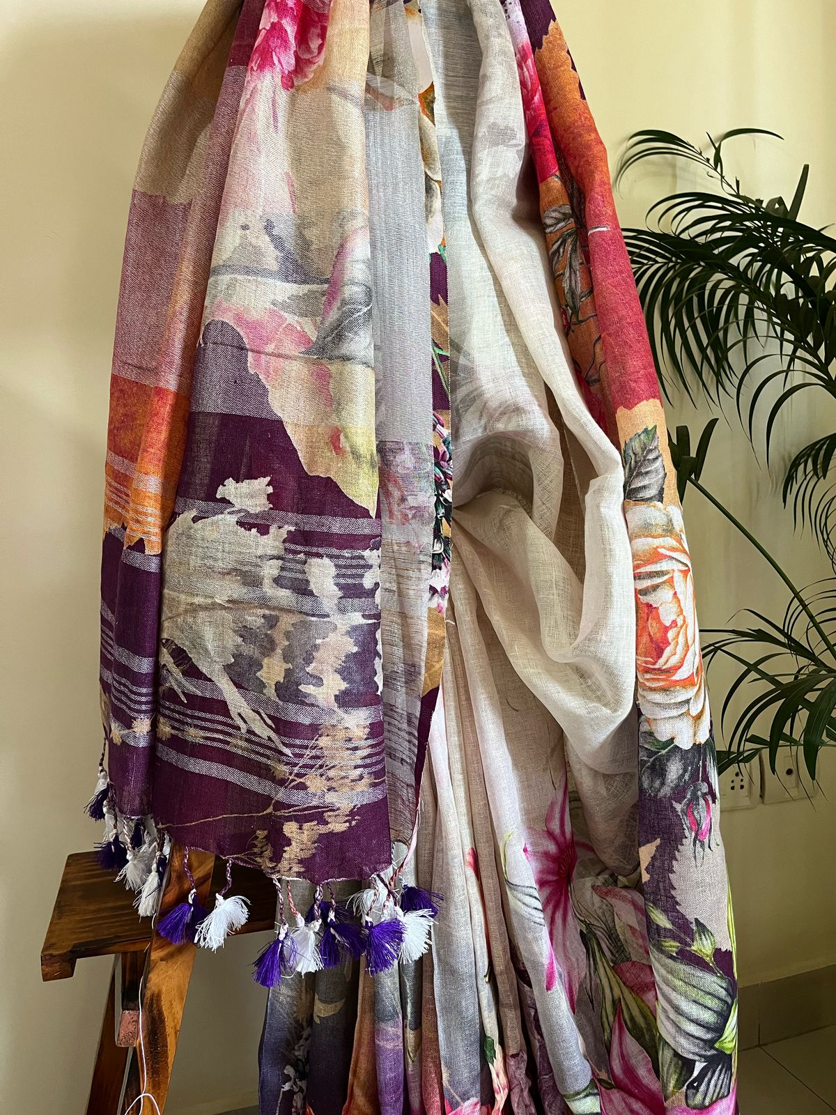 Pure Linen Woven Sarees - Beige