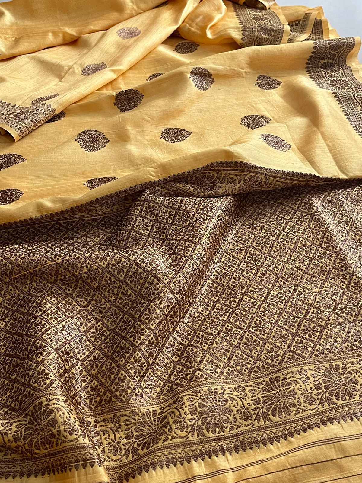 Pure Raw Silk Handloom Saree With Antique Zari - Butter Yellow