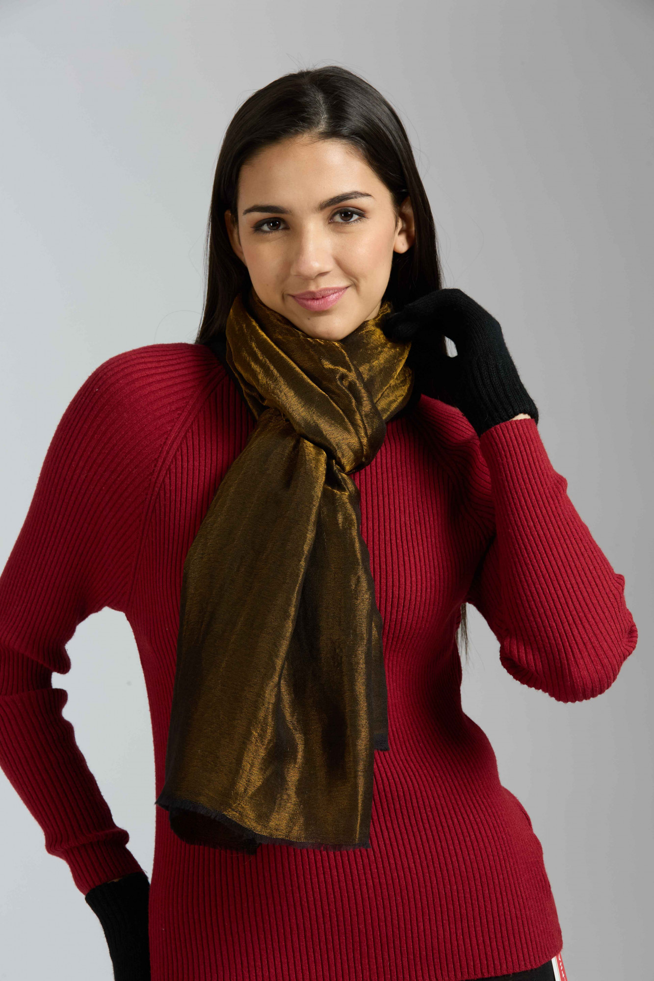 Pure wool handwoven dual shade reversible stoles - Black and Gold