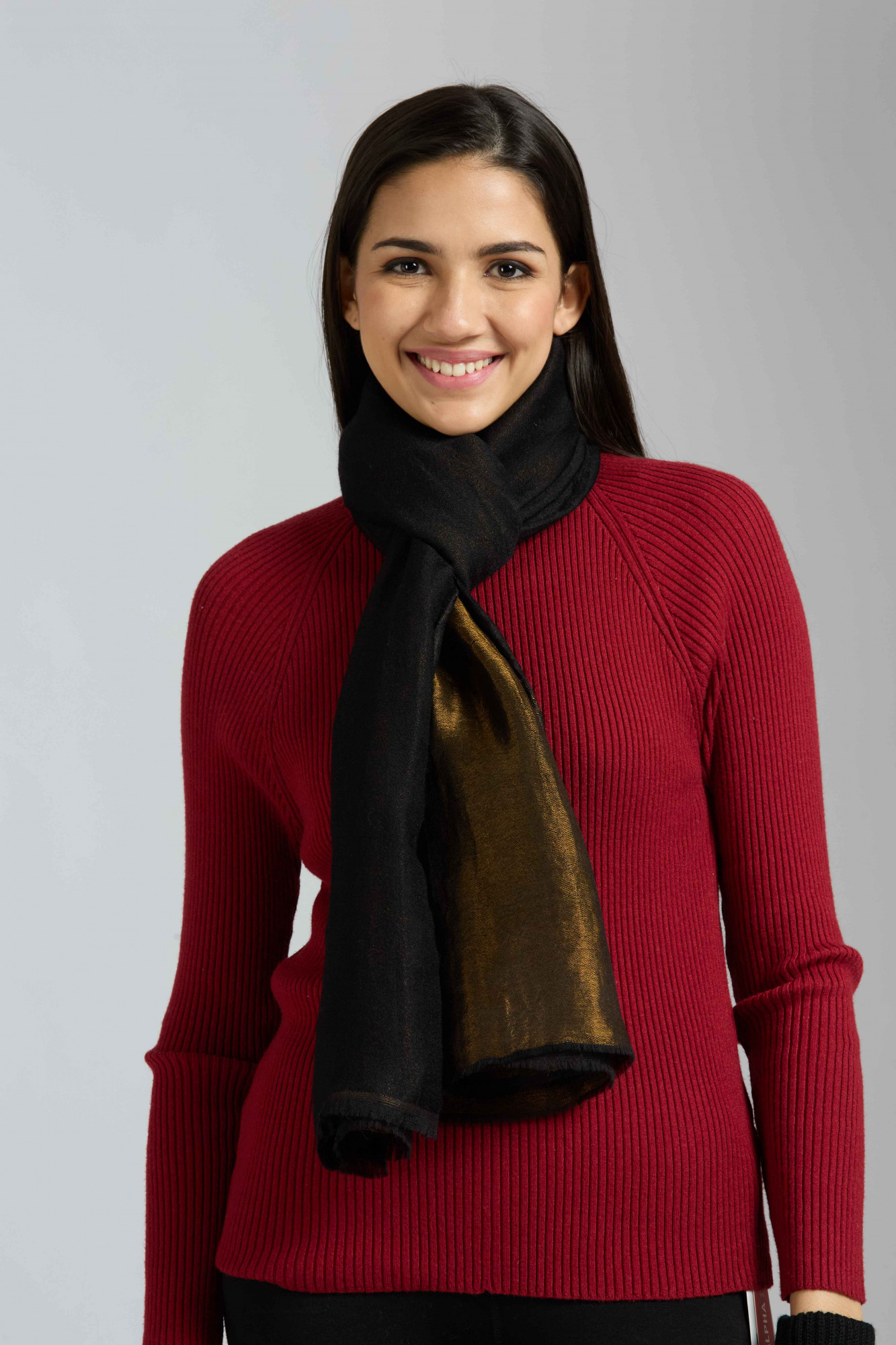 Pure wool handwoven dual shade reversible stoles - Black and Gold