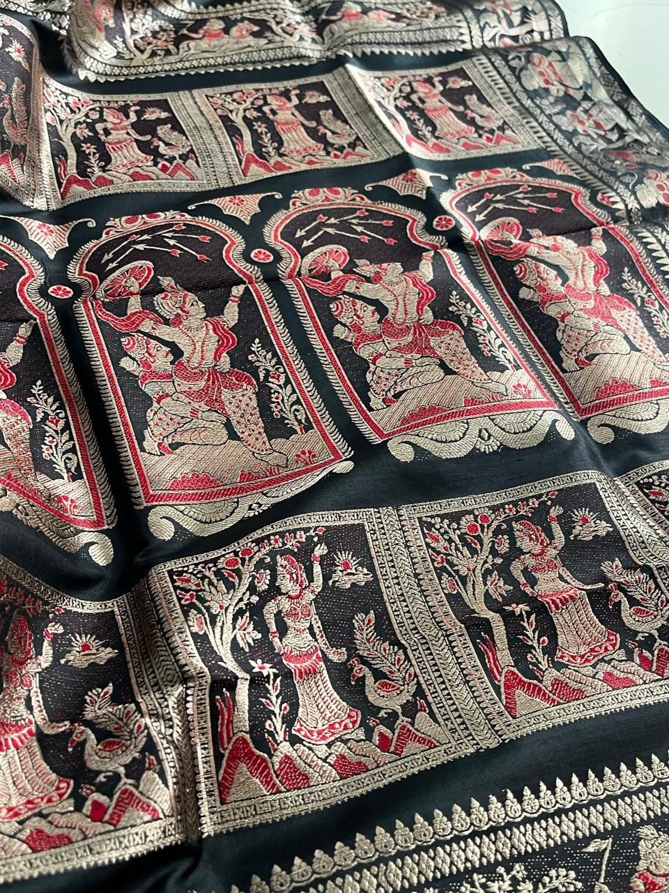 Exquisite Handwoven Pure Silk Baluchari saree - Black