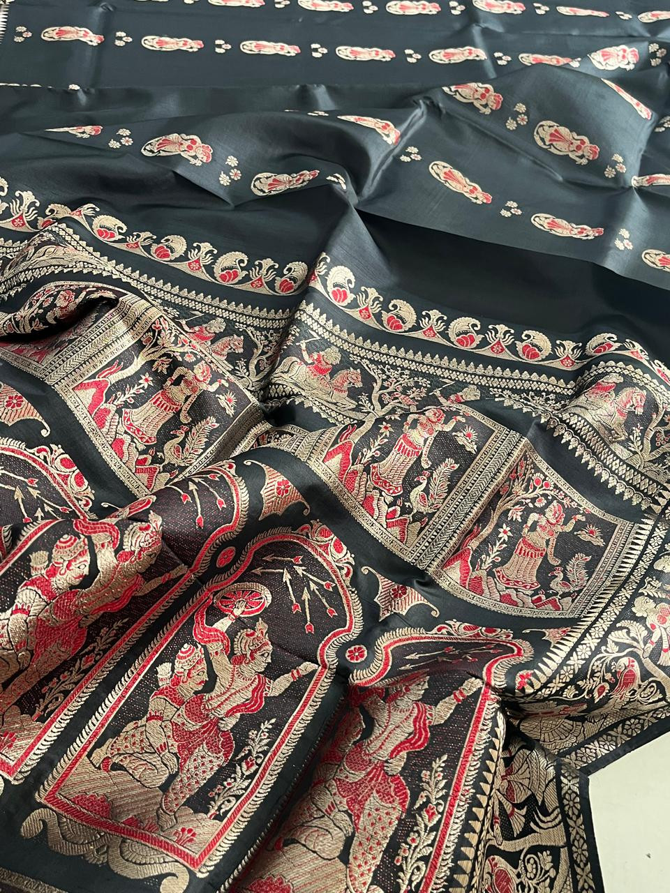 Exquisite Handwoven Pure Silk Baluchari saree - Black