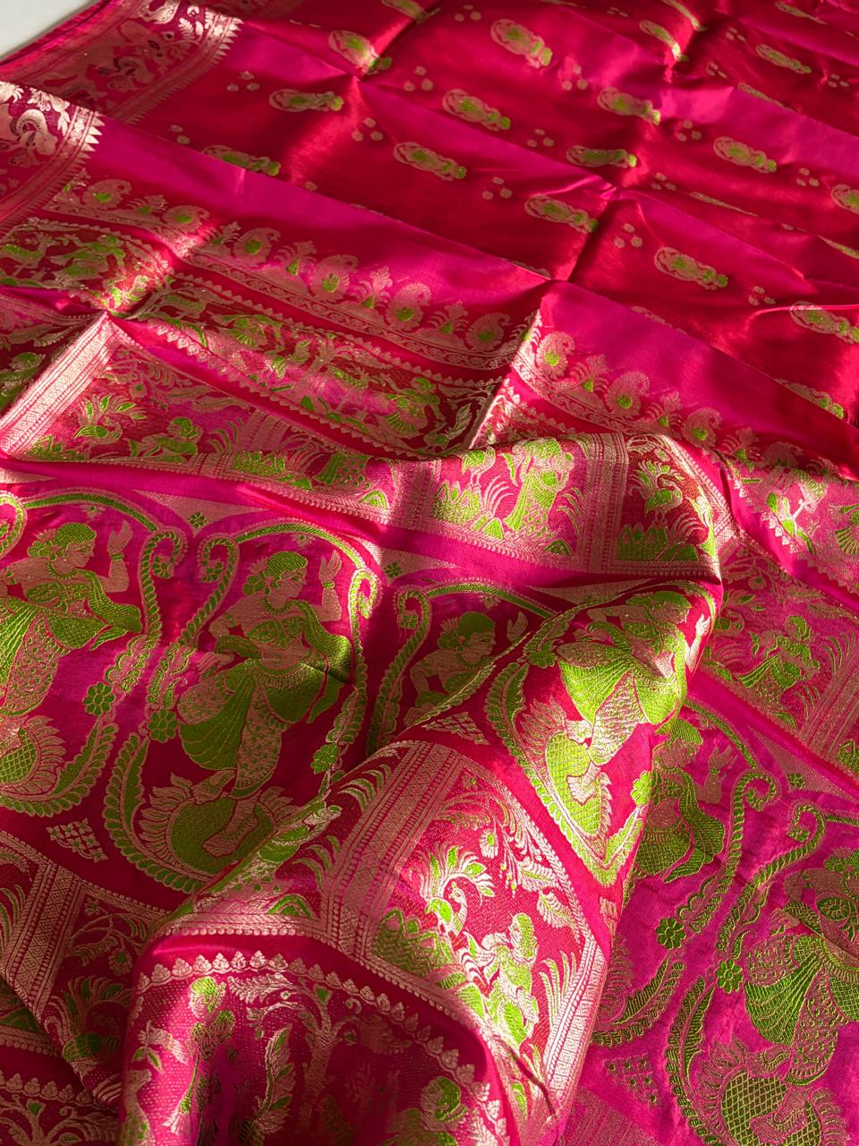 Handloom Swarnachari Silk Saree Magenta Pink with Traditional Woven Pallu