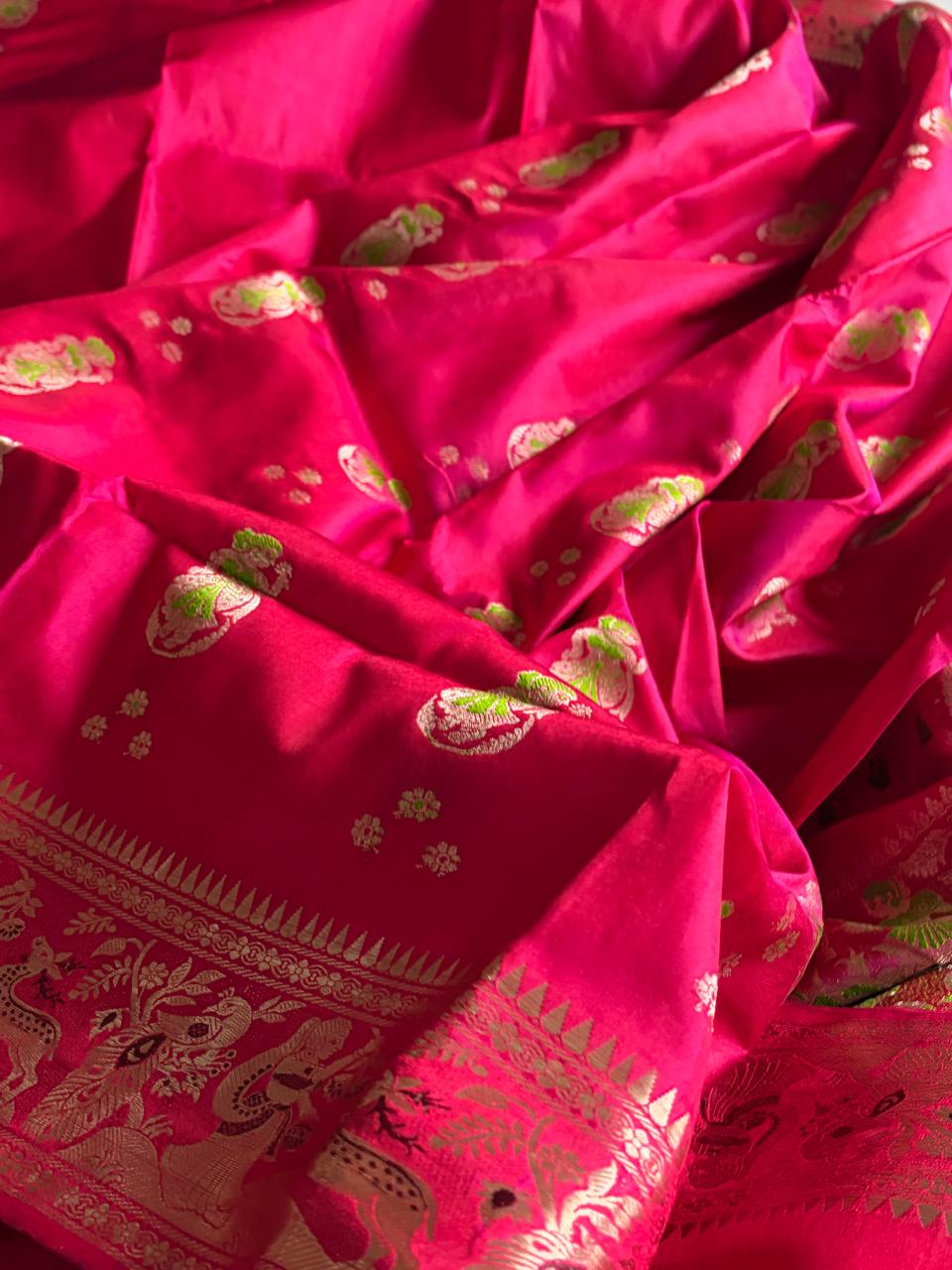 Handloom Swarnachari Silk Saree Magenta Pink with Traditional Woven Pallu