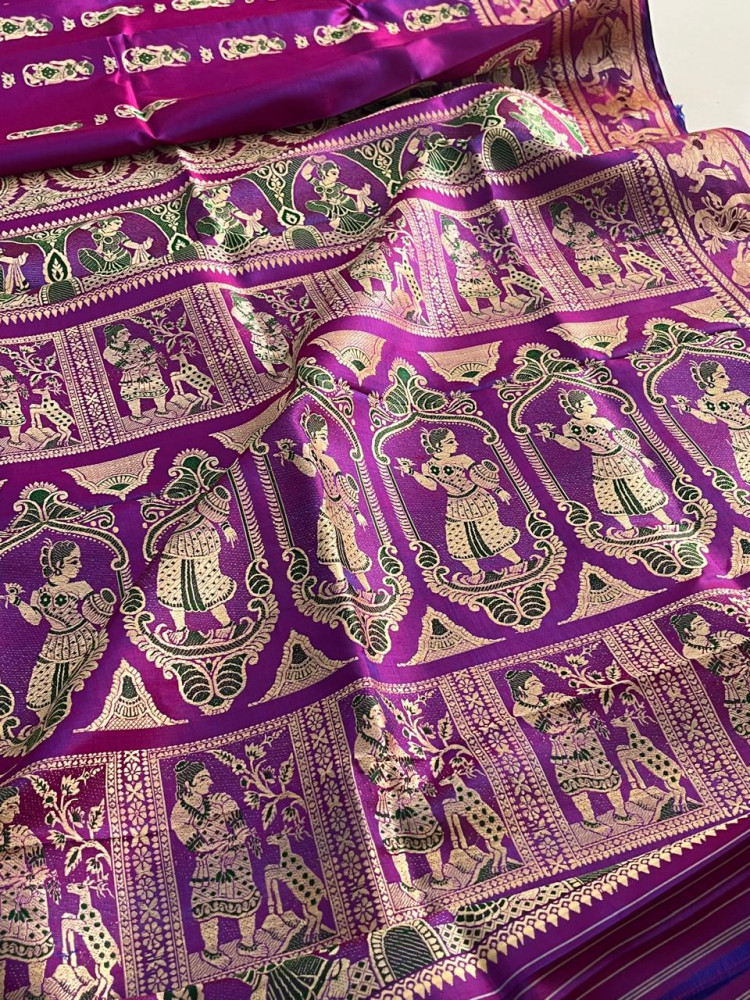 Image of Exquisite Handwoven Pure Silk Swarnachari saree - Purple
