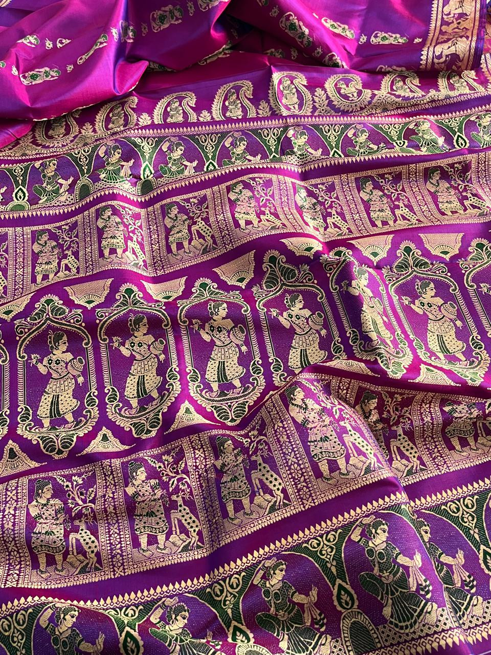Exquisite Handwoven Pure Silk Swarnachari saree - Purple