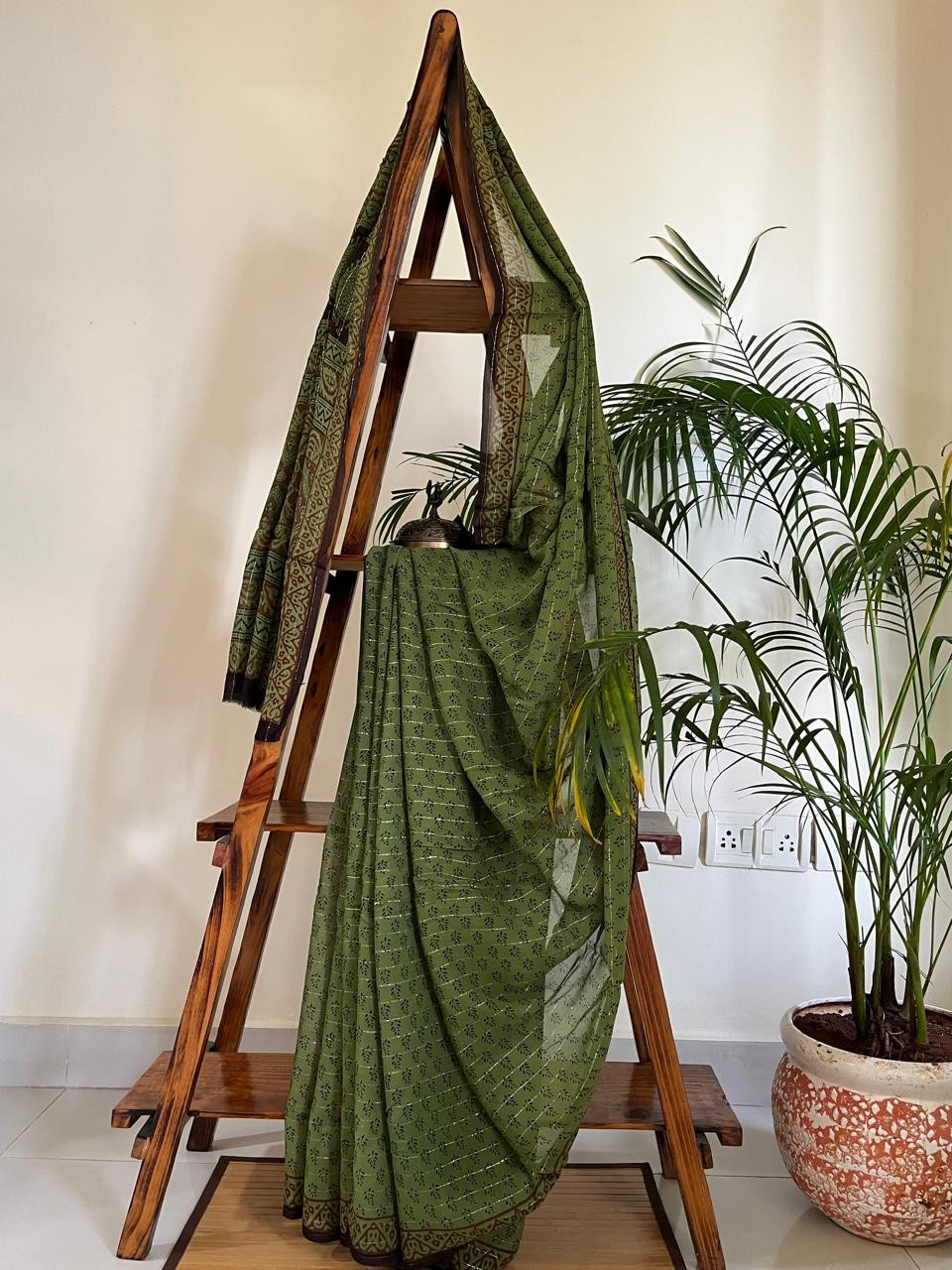 Georgette Bagh Handblock Saree - Green