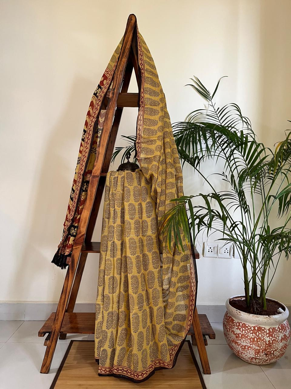 Georgette Bagh Handblock Saree - Yellow