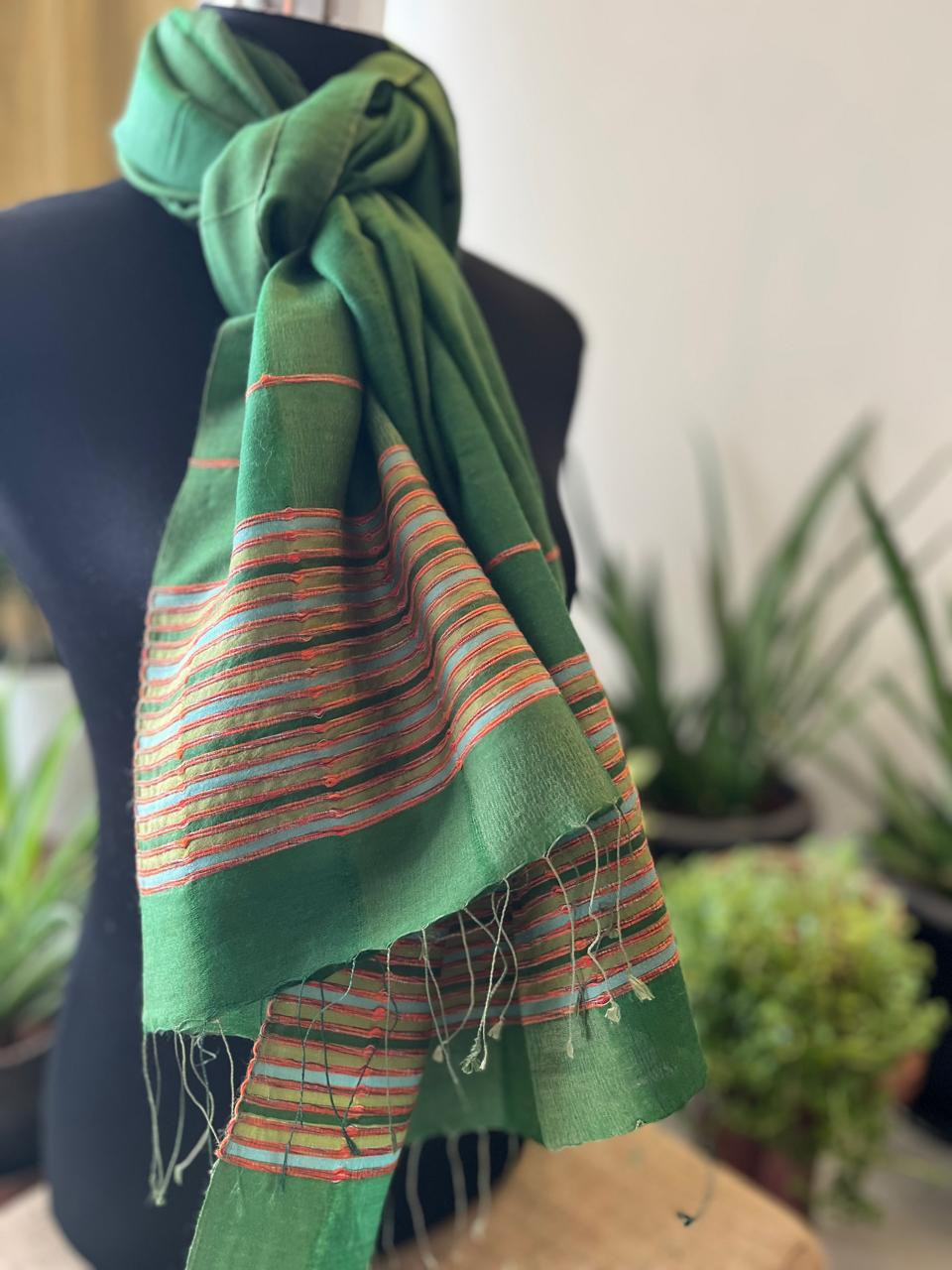 Gorgeous Woven Silk Wool Stole - Forest Green