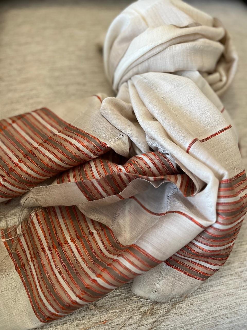 Gorgeous Woven Silk Wool Stole - Ivory White