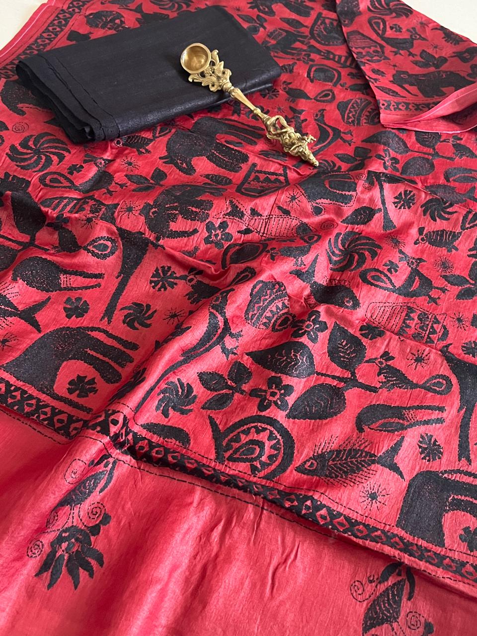 Hand Embroidered Kantha Silk Dupatta with Silk Kurta - With Black Kurta