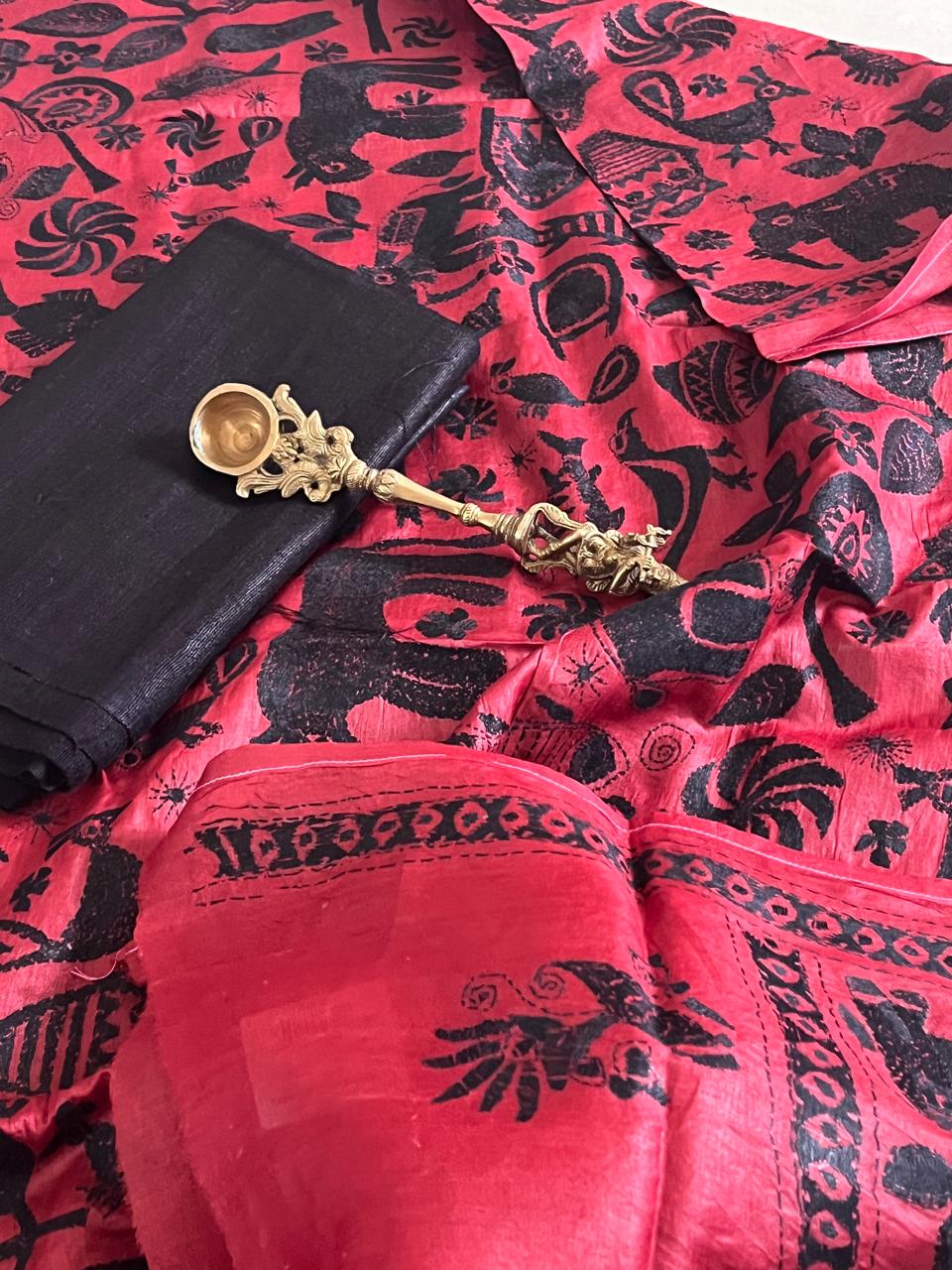 Hand Embroidered Kantha Silk Dupatta with Silk Kurta - With Black Kurta