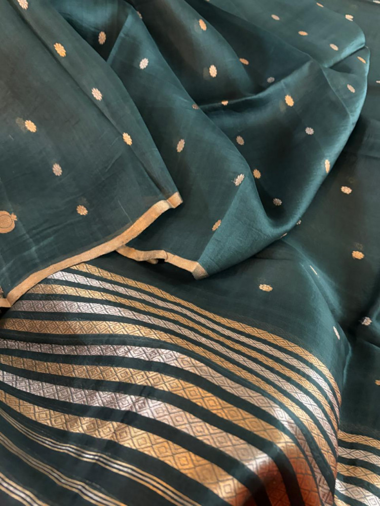 Image of Kora Banarasi Handloom Kurta Dupatta Set – Pine Green with Kadwa &amp; Sona Roopa Buttis
