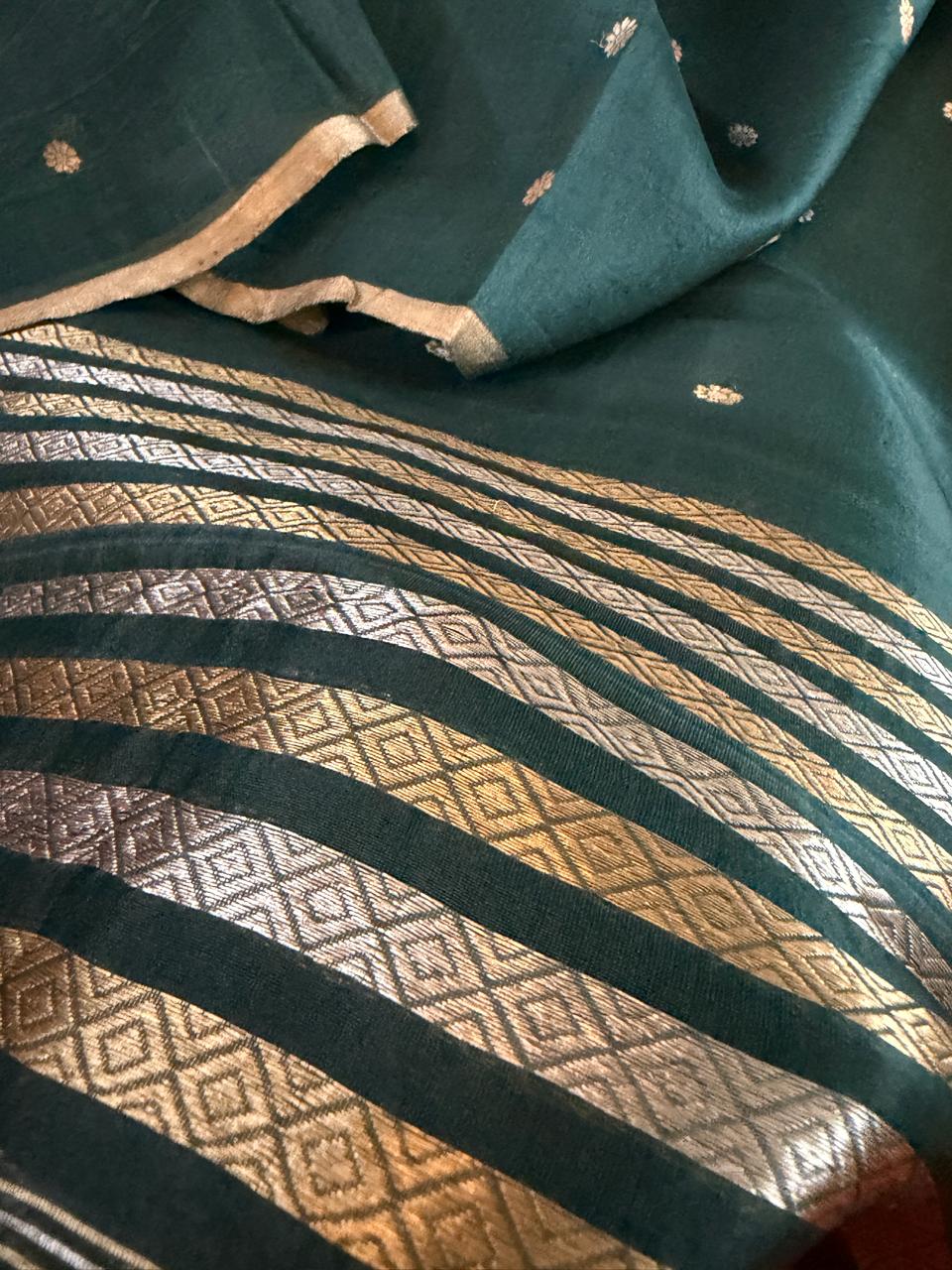 Kora Banarasi Handloom Kurta Dupatta Set Pine Green with Kadwa Sona Roopa Buttis
