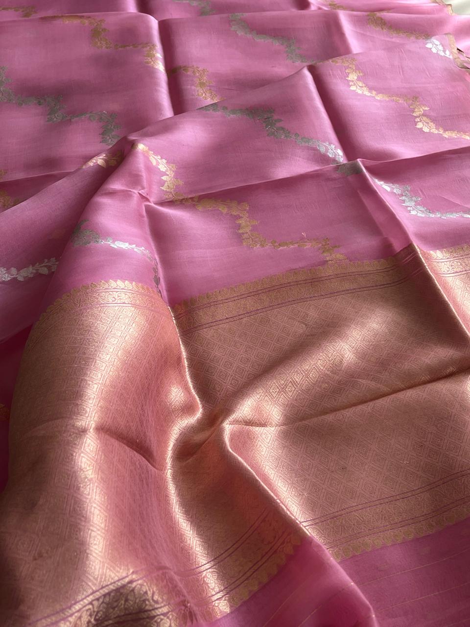 Kora Banarasi Pure Organza Handwoven Silk Saree with Kadwa Buttis - Pink